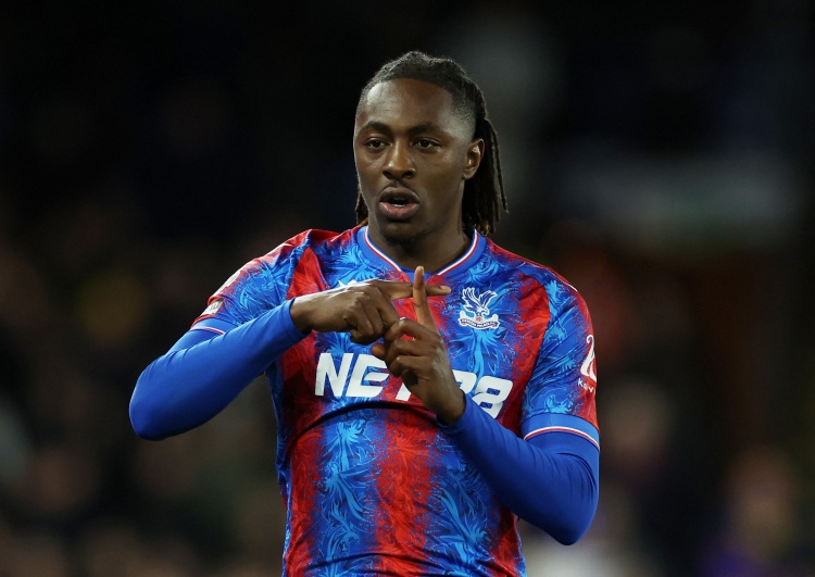 半岛体育主页-格拉斯纳：埃泽今晚不会出战，不清楚他是否会来现场