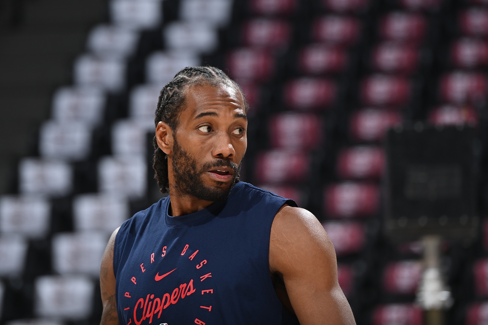 法律专家：若快船的200万注资与小卡收款存在可证明的联系 那完了